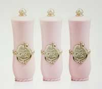 淡粉紅色唇膏管 4g